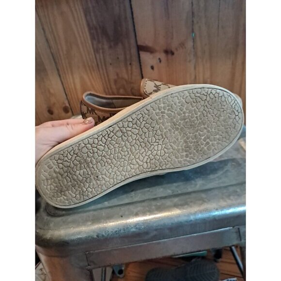 Michael Kors Kids Girls Slippers Shoes Logo Slip On Size 3 Tan and Brown - Picture 2 of 3